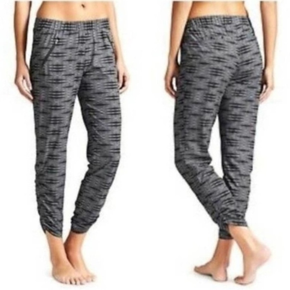 UEC ATHLETA ARIEL ASPIRE ANKLE PANTS JOGGERS FEATHERWEIGHT BLACK GREY SZ 12